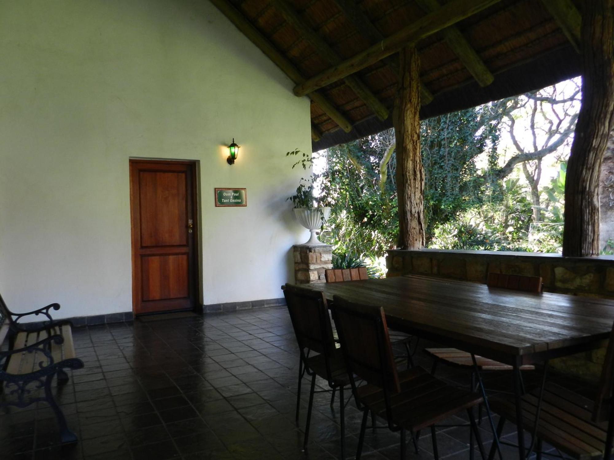 President Paul Kruger Guest Lodge Рюстенбург Экстерьер фото